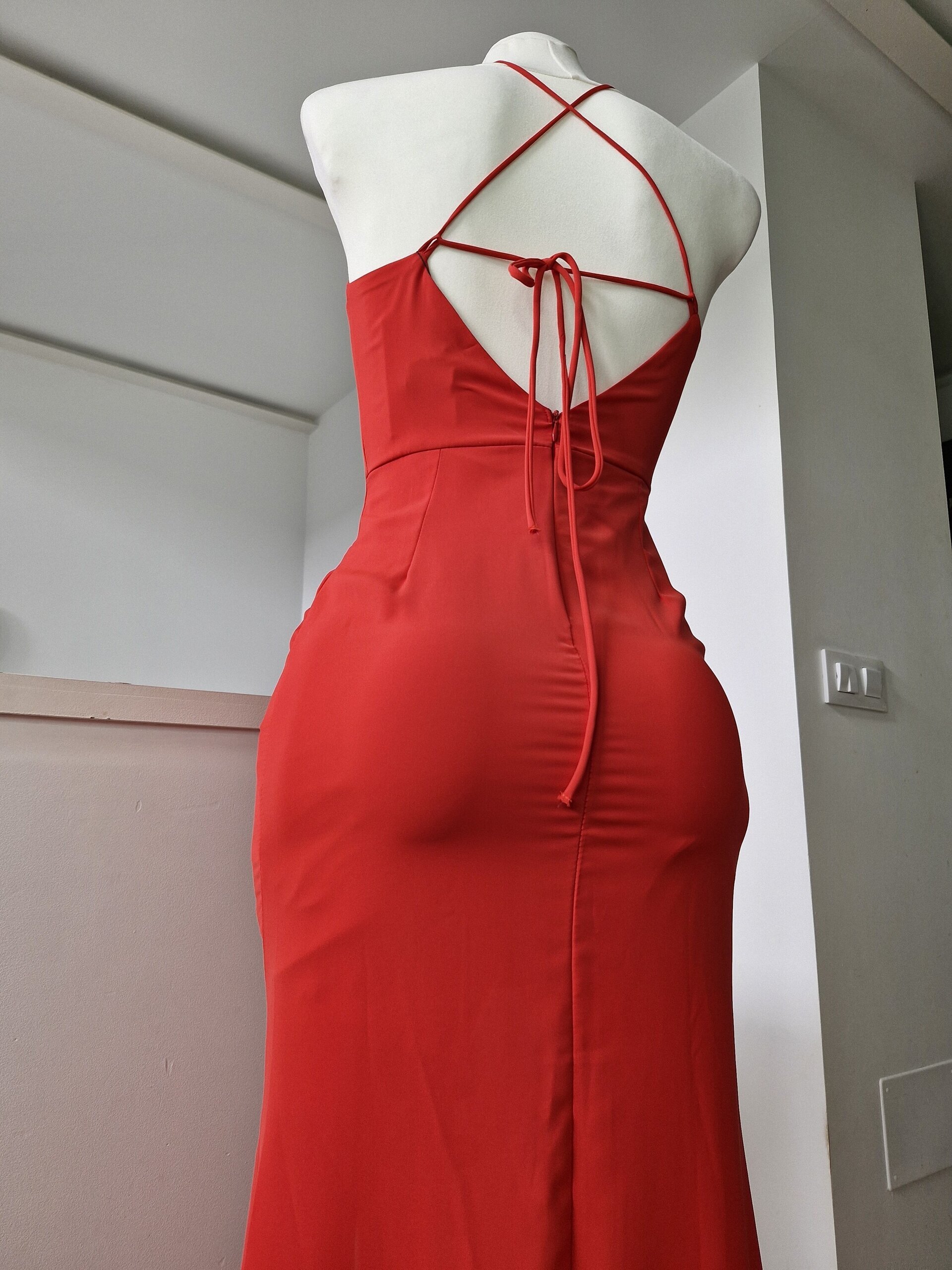 Vestido rojo largo fiesta espalda cruzada - 8