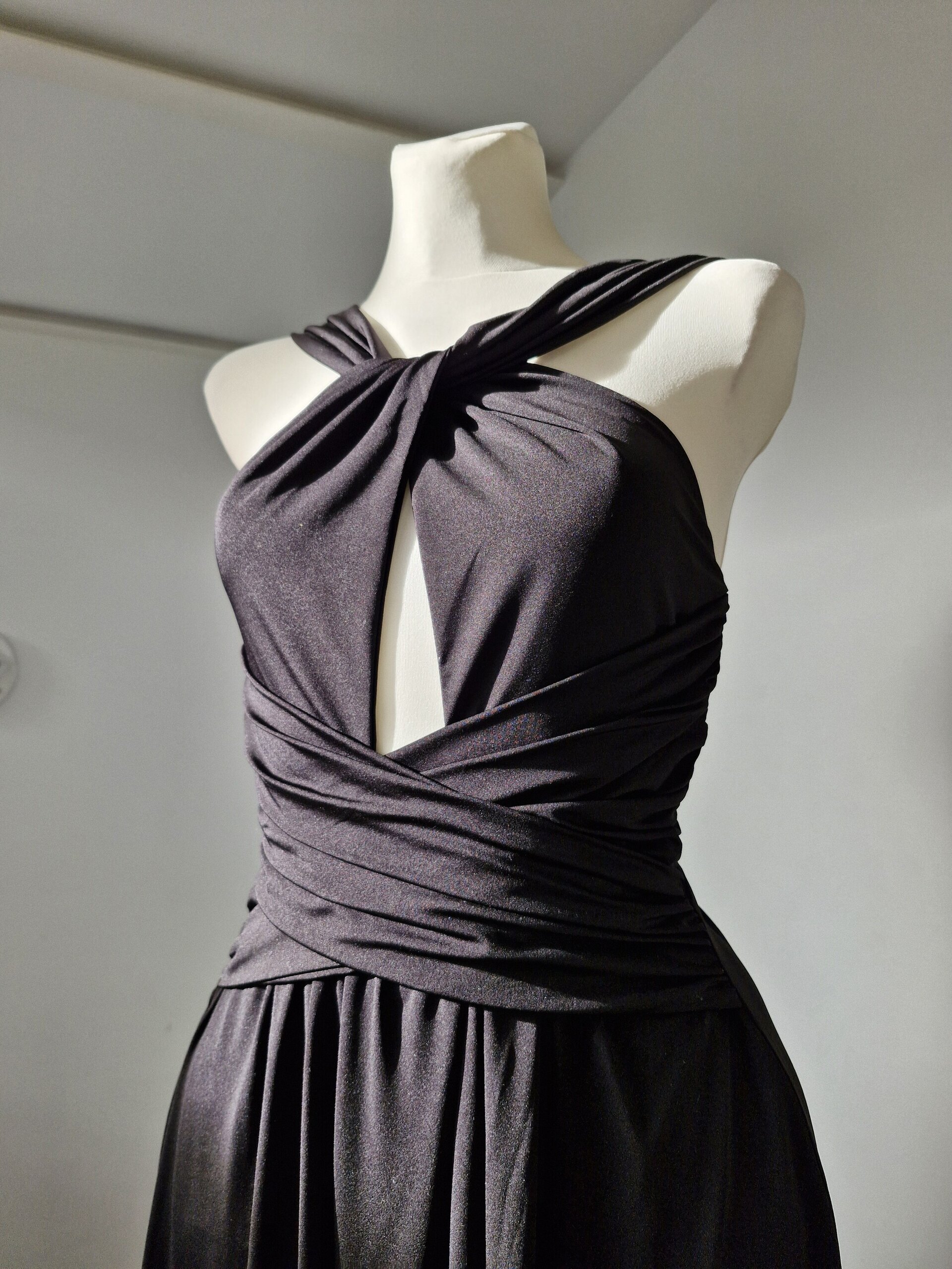 Vestido largo de fiesta negro - 4